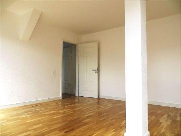 Moderne, sehr gemÃ¼tliche 1 Raumwohnung mit groÃer KÃ¼che und Tageslichtbad