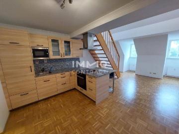 Moderne, sehr helle Loft Wohnung im Schloss Traunegg, ein Platz zum Träumen!