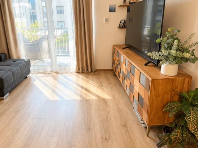 Moderne teilmöblierte 2 Zimmer Wohnung in der Purtscherstraße