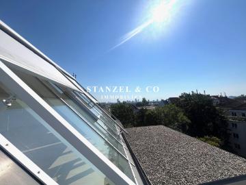 MODERNE TERRASSENMAISONETTE MIT SCHÖNEM FERNBLICK BJ 2005