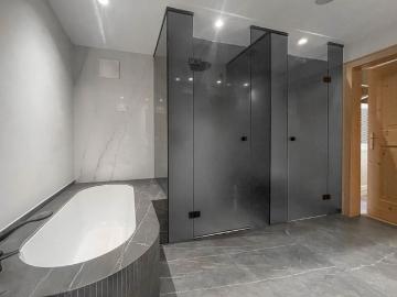 Moderne Terrassenwohnung in ruhiger und zentraler Lage