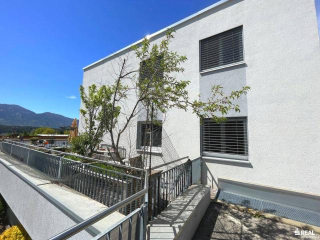 Moderne Terrassenwohnung oberhalb von Seeboden großzügige Panoramaterrasse!