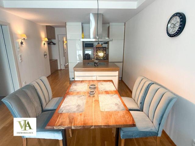 Moderne und voll möblierte 2 Zimmer Wohnung mit Balkon Richtung Kaisergebirge in Kitzbühel zu vermieten