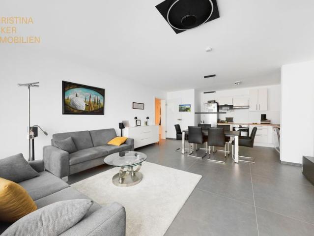 Moderne und barrierefreie 2 Zimmerwohnung mit Balkon und Stellplatz in Ober Roden
