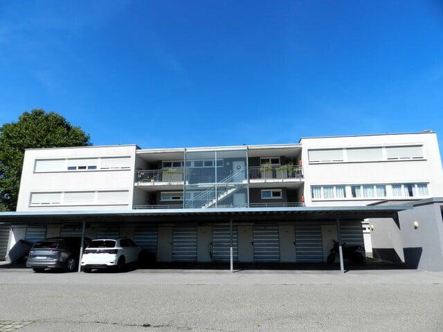 Moderne und familienfreundliche 4 Zimmer Wohnung mit großer Terrasse