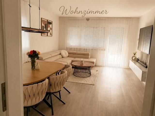 Moderne und gepflegte 3 Zimmer Wohnung mit Balkon in Wernau