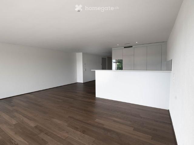 Moderne und grosszügige Wohnung mit 78 m2 Wohnfläche und grossem Gartensitzplatz