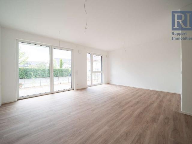 Moderne und helle 1 Zimmerwohnung mit Terrasse