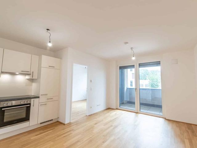 Moderne und helle 2 Zimmer Wohnung mit Loggia nahe Donau