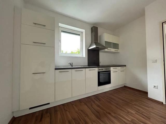 Moderne und helle 2 Zimmer Wohnung in München Schwabing West