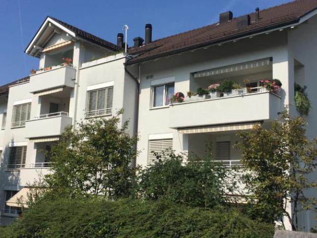Moderne und helle Wohnung mit Charme!