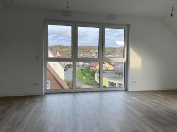 Moderne und helle Mietwohnung in Schöntal Oberkessach !