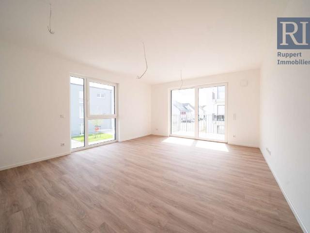 Moderne und hochwertige 3 Zimmerwohnung mit Balkon