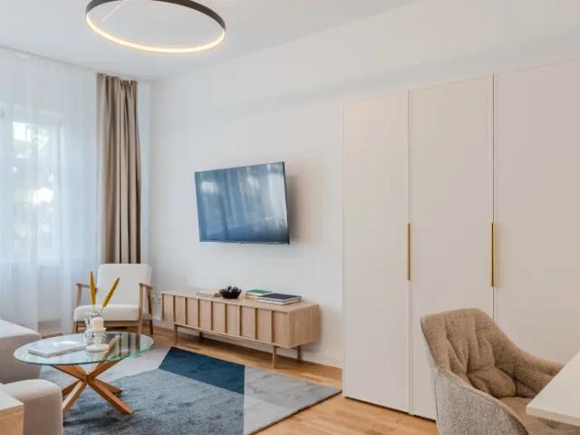 Moderne und komplett möblierte 2 Zimmer Wohnung in Neukölln