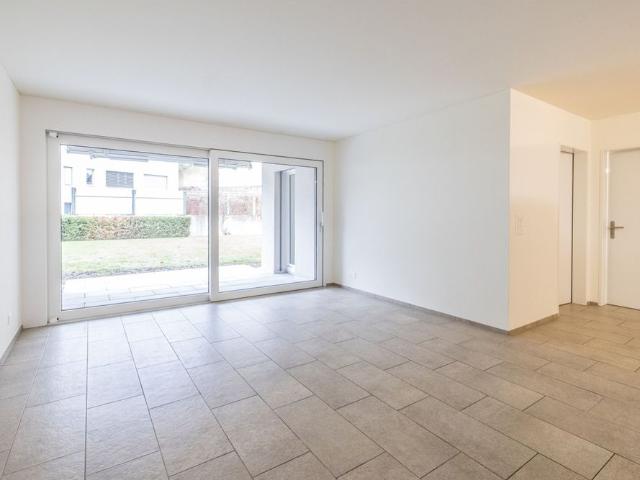 Moderne und sehr grosszügige 3½ Zimmerwohnung an ruhiger Lage