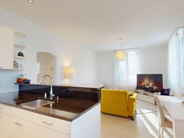 Moderne und sonnige 4.5 Zimmer Wohnung