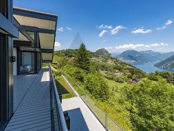 MODERNE VILLA MIT BAULAND