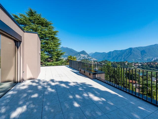 Moderne Villa mit einzigartigem Design und Seeblick