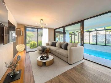 Moderne Villa mit Innenpool in Collina d’Oro