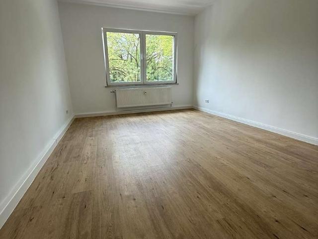 Moderne WG Zimmer nach Kernsanierung in der Herwarthstraße 71 in Essen