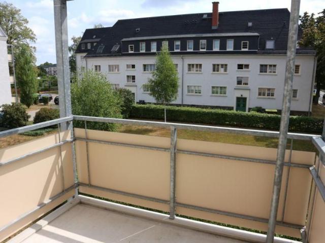 Moderne Whg. im 1.OG + Balkon + EBK Abkauf Vormieter mögli