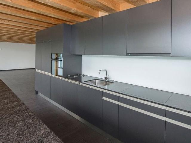 Moderne Wohnung im Herzen von Stäfa per sofort zu vermieten