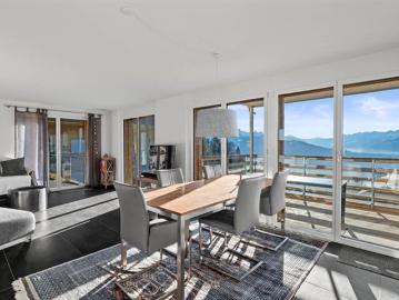 Etagenwohnung kaufen in Wilderswil - Balkon