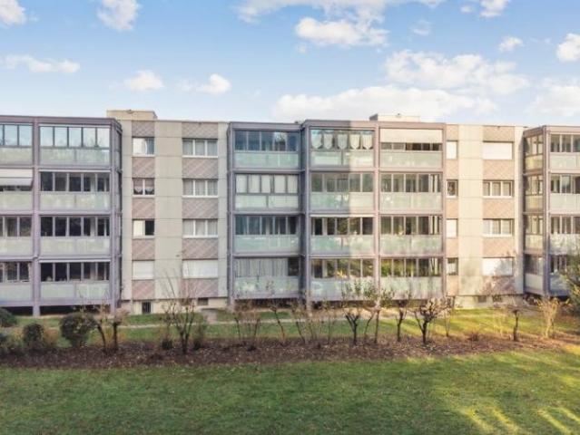 Moderne Wohnung in gepflegter Liegenschaft