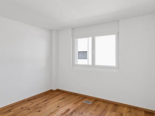 Moderne Wohnung in einem Minergie Gebäude in Chailly