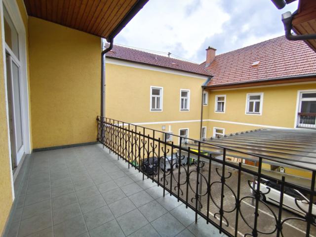 Moderne Wohnung in erstklassiger Lage am Hauptplatz mit Parkplatz