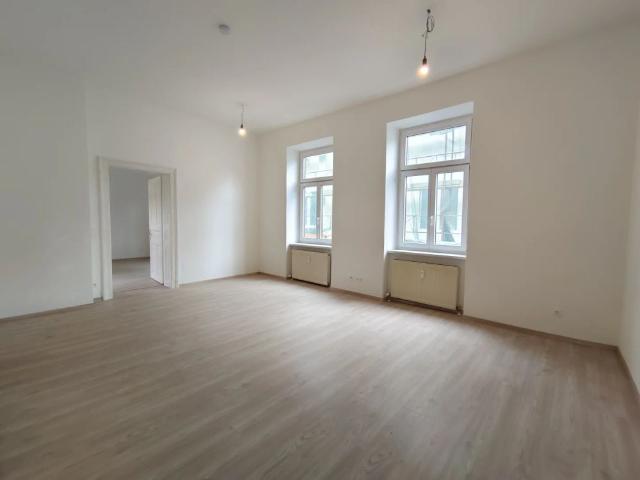 Moderne Wohnung in erstklassiger Lage am Hauptplatz mit Parkplatz