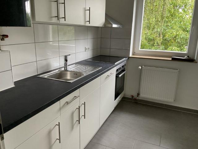 Moderne Wohnung in schöner Lage. Einbauküche inklusive