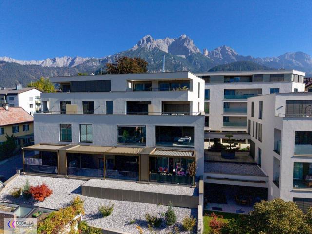 Moderne 80qm Wohnung in zentraler Lage mit Tiefgarage Terrasse und Bergblick mitten im Zentrum Baujahr 2021