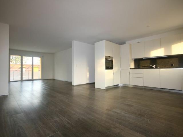 Moderne Wohnung | Ideale Anbindungen | Gepflegte Überbauung