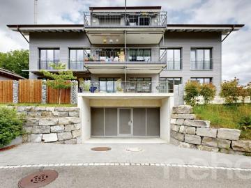Moderne Wohnung mit Bergsicht