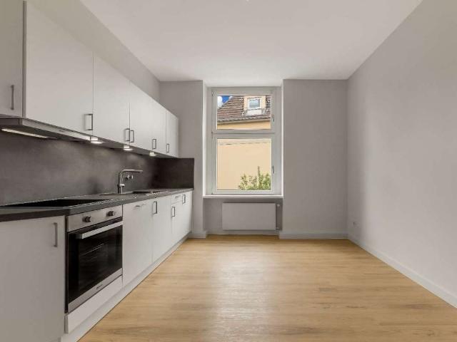 Moderne Wohnung mit Küche und Balkon sucht Nachmieter!