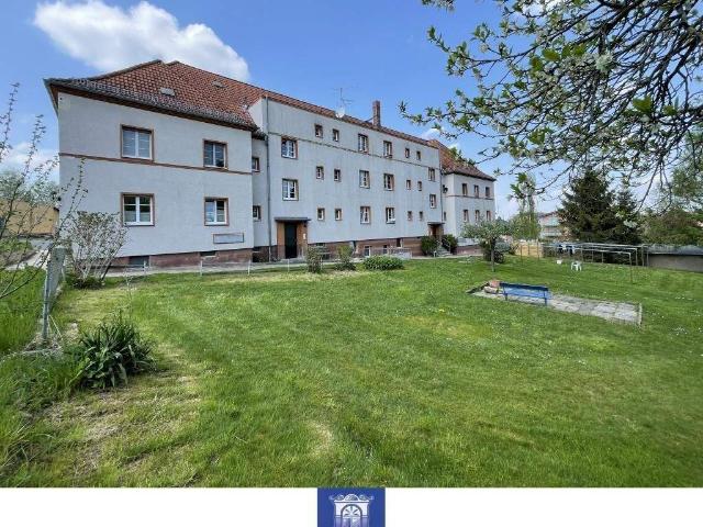 Moderne Wohnung mit WohnkÃ¼che und Tageslichtbad mit Wanne!