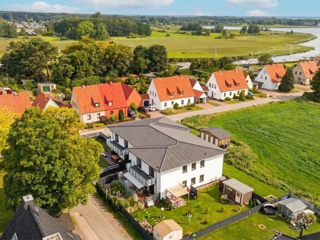 Moderne Wohnungen in Stadtvilla *Zingst* Barth
