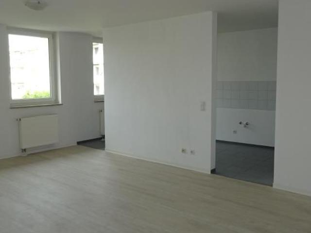 Moderne Zweiraumwohnung mit Einbauküche