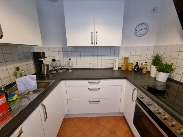 Moderne Zweiraumwohnung mit Loggia u. kleinem Arbeitszimmer!