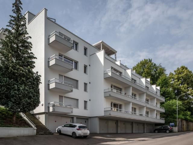 Moderne 1.5 Zimmerwohnung mit Balkon an top Lage