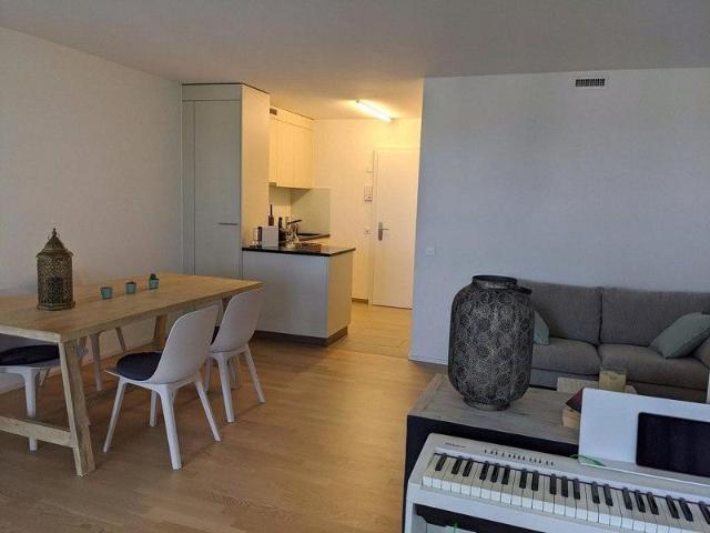Moderne 1.5 Zimmer Wohnung im Grünen zu vermieten