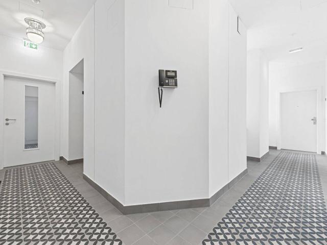 Moderne 1 Zimmer Erstbezugswohnung mit Einbauküche und Aufzug in 1100 Wien, 40m²