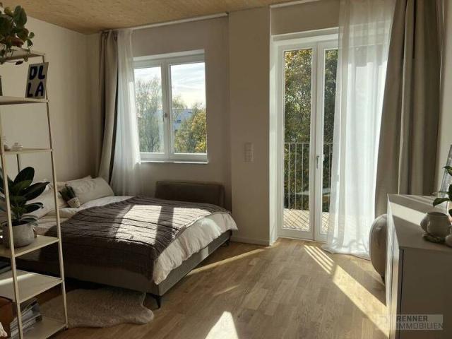 Moderne 1 Zimmer Wohnung in Berlin Lichtenberg mit Balkon und Einbauküche