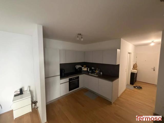 Moderne 1 Zimmer Wohnung mit Einbauküche, Fußbodenheizung & U Bahn Nähe in 1210 Wien!