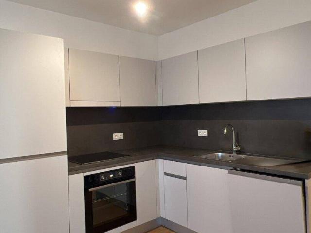 Moderne 1 Zimmer Wohnung mit Loggia und U Bahn Nähe in 1210 Wien um 849 €!