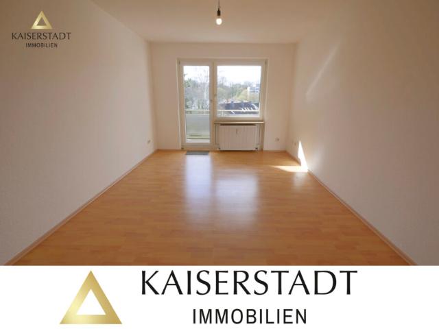 Moderne 1 Zimmer Wohnung mit separater Küche, Balkon und Aufzug in begehrter Lage