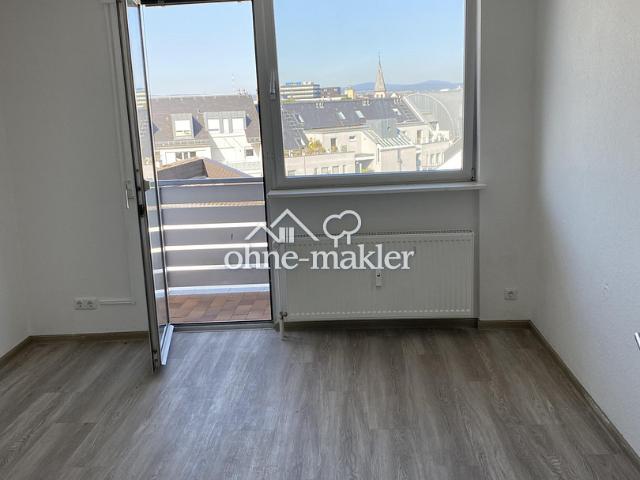 Moderne 1 Zimmerwohnung mit Einbauküche und Balkon in zentraler Lage von Mainz