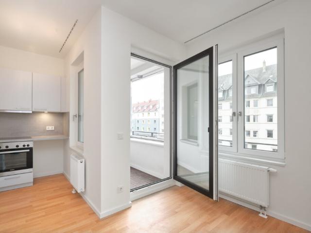 Moderne 1 Zimmerwohnung mit Einbauküche und Loggia