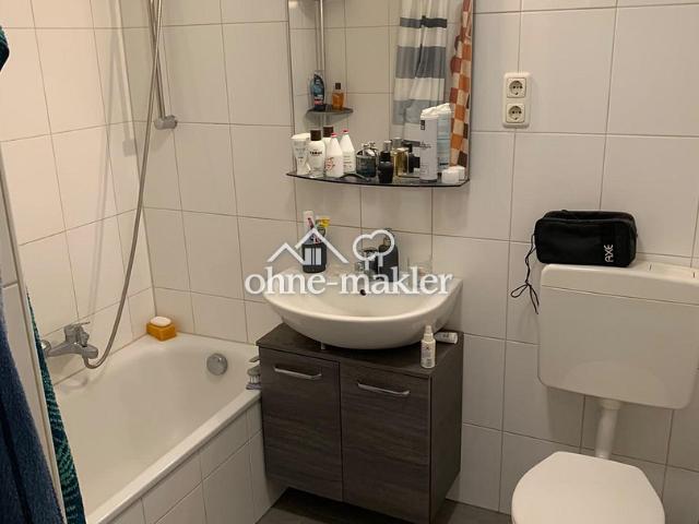 Moderne 2,5 Zi. Wohnung mit Westbalkon